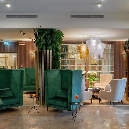 Hotel Tocq Milan Bagian luar foto