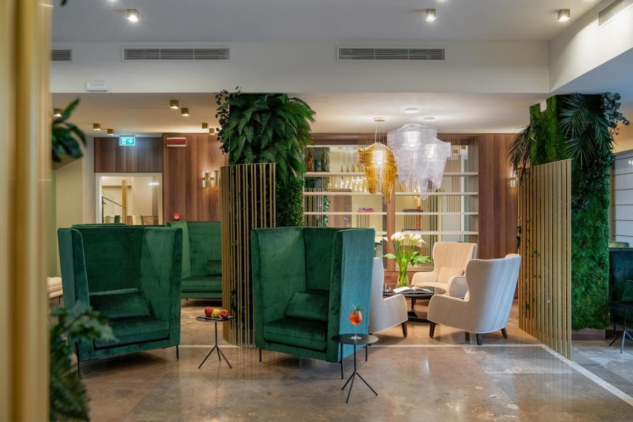 Hotel Tocq Milan Bagian luar foto