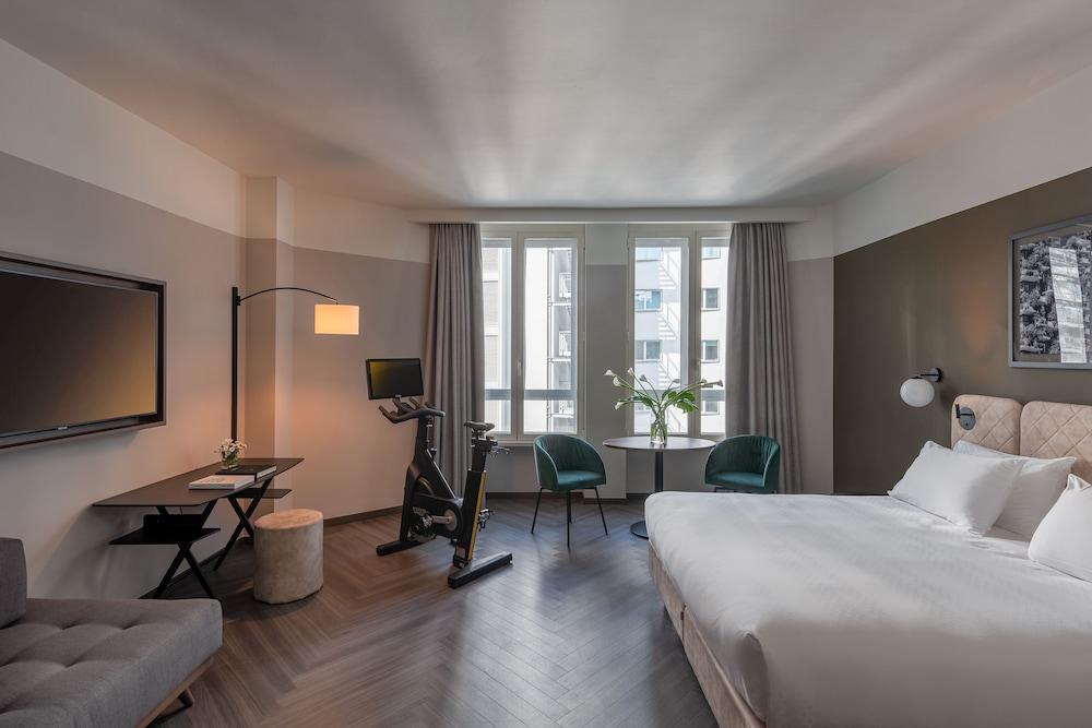 Hotel Tocq Milan Bagian luar foto